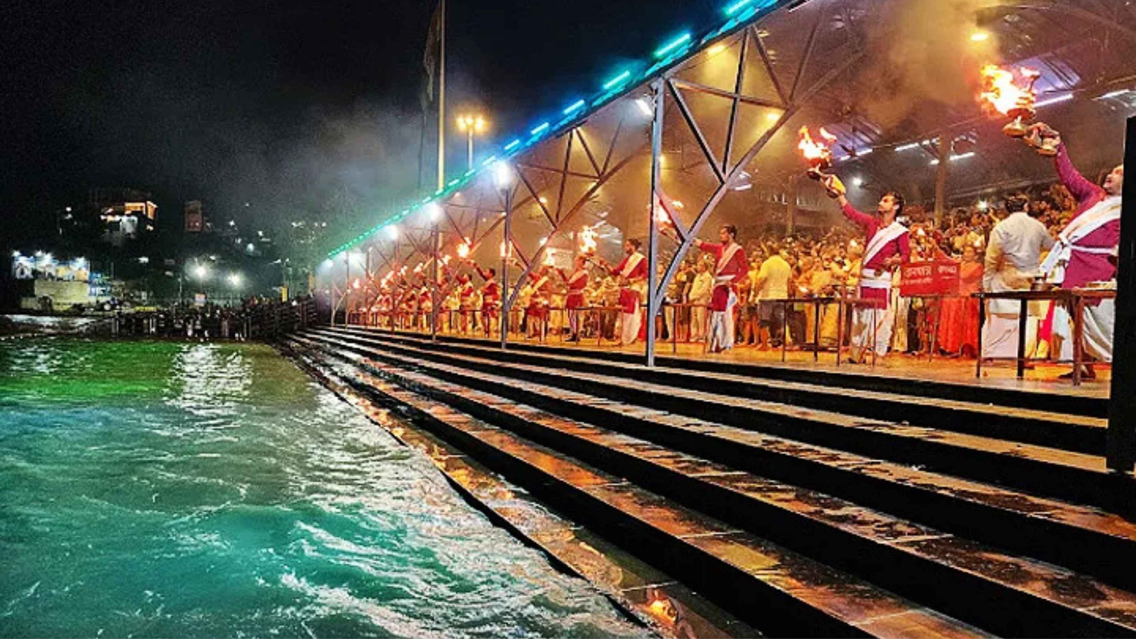 Triveni Ghat – The Sacred Ganga Aarti Ghat of Rishikesh